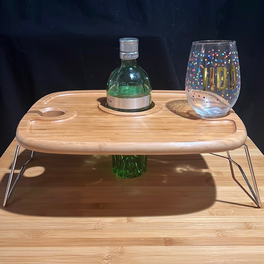 True Dash bamboo wine picnic table